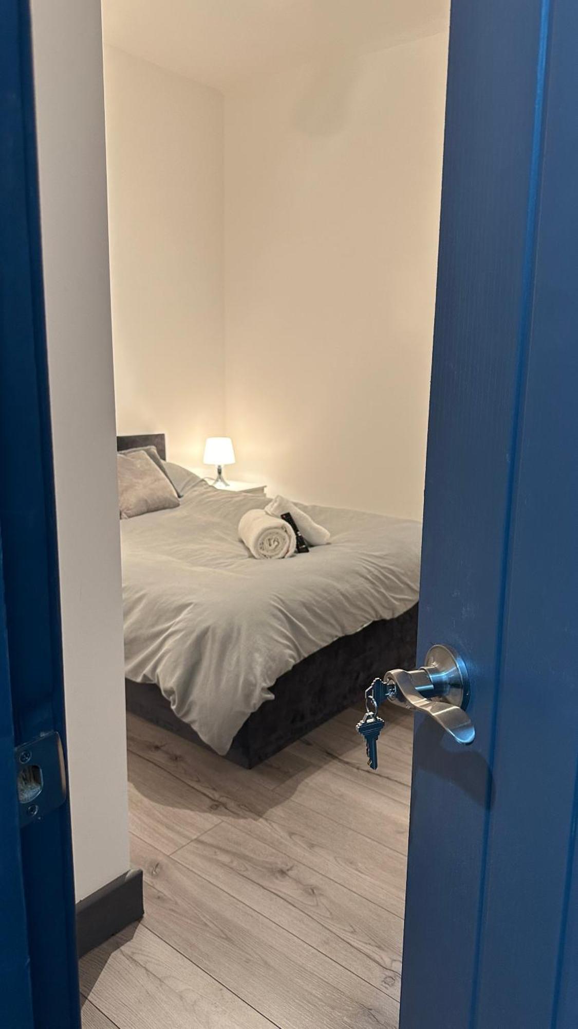 Modern 2 Bed Near Turf Moor Football Stadium, Parks, Canal And Lake Бёрнли Экстерьер фото